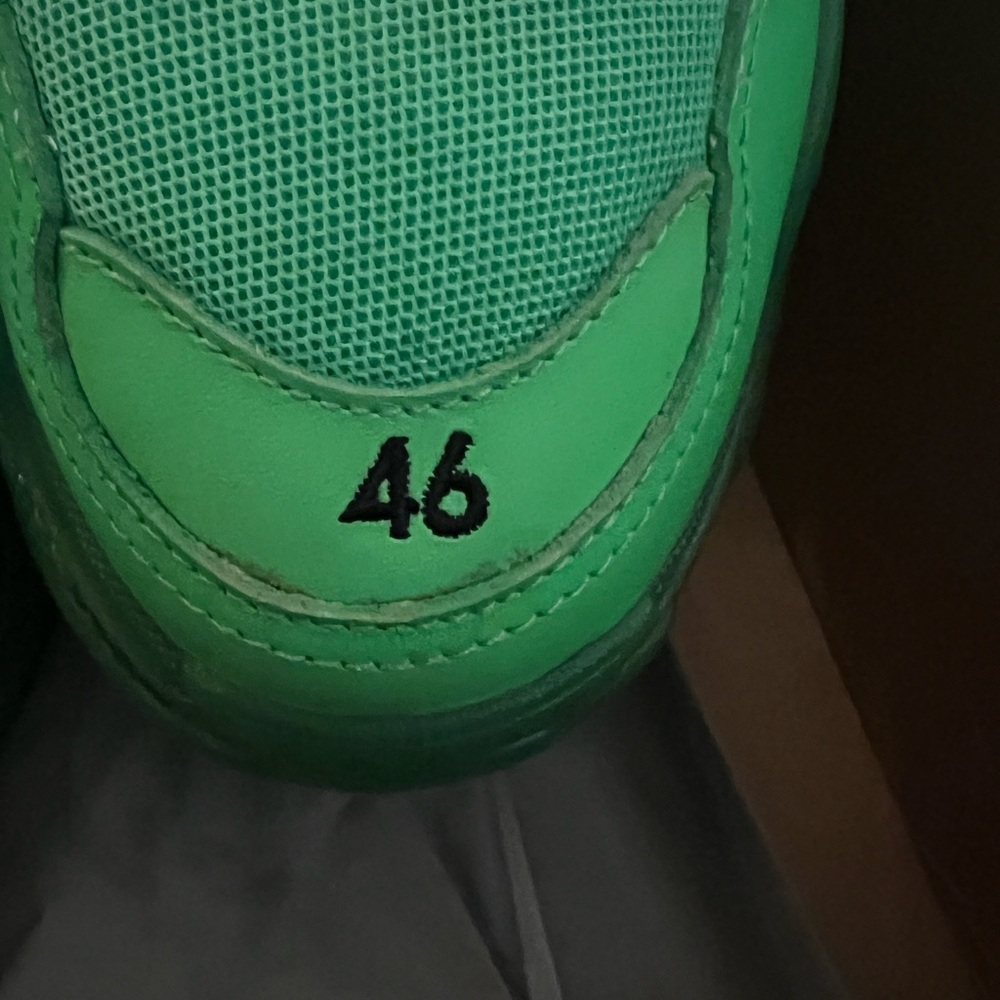 Balenciaga Vibrant “Clear Sole Green” Men’s Sneakers - Picture 4 of 5